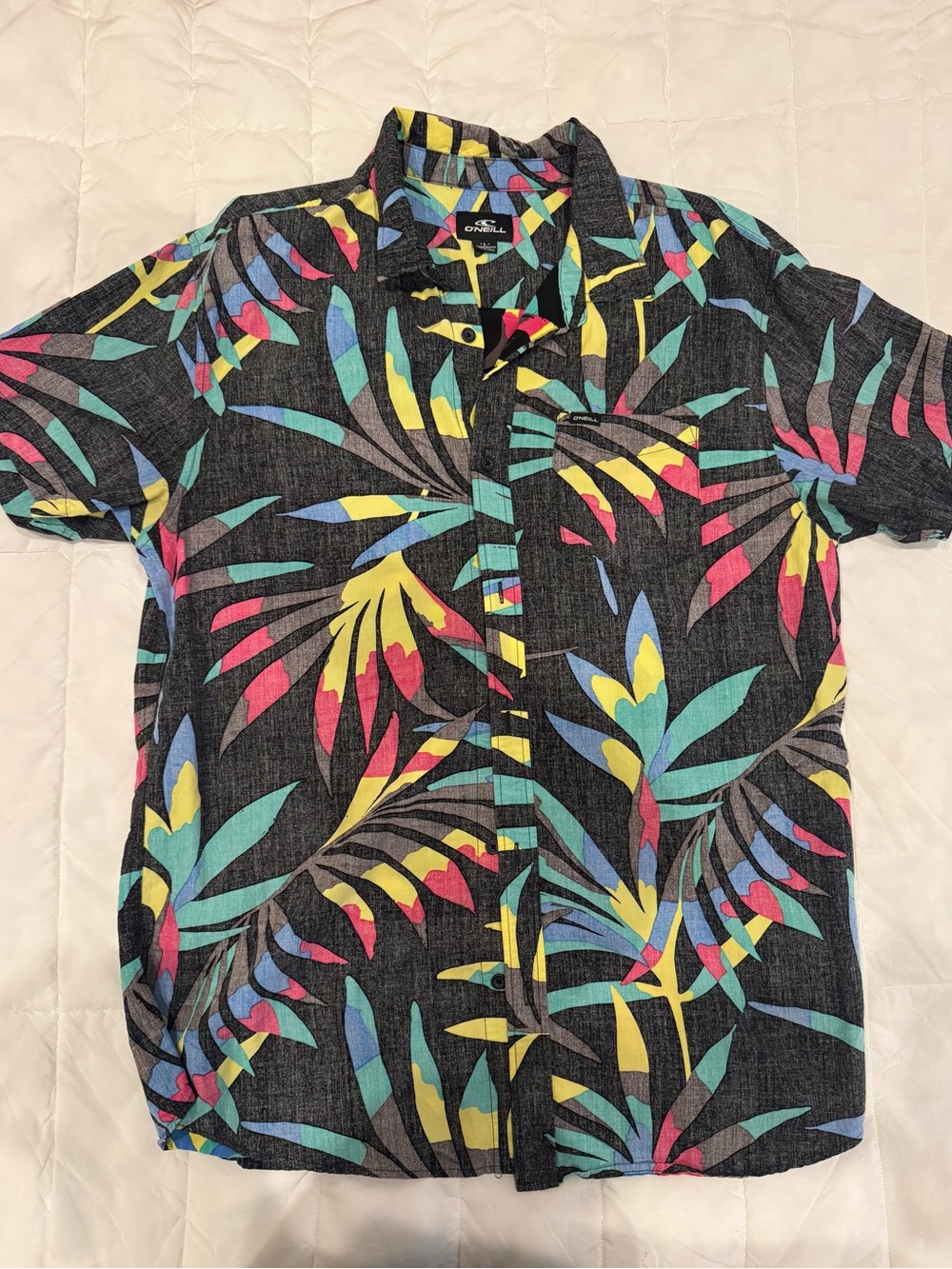 Men’s O’Neill Casual Tropical Button Down Size Large